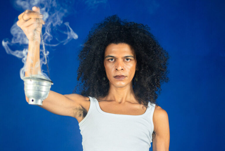 Participante de programas do Hub Cultural Porto Dragão realiza performances na Universidade de Zaragoza, na Espanha