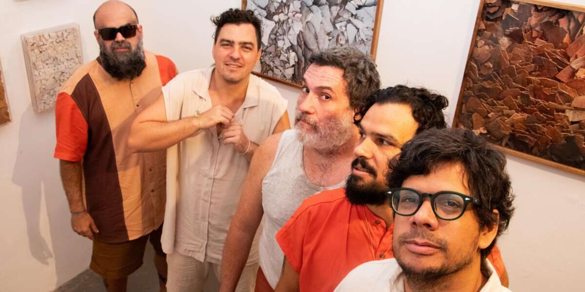 Banda Mombojó, de Pernambuco, se apresenta no lançamento. Foto: Laura Porto